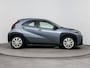 Toyota Aygo X Hybrid 115 play | Apple Carplay / Android Auto | Adaptive Cruise | Clima | Camera | Rijstrooksensor | Digitaal instrumentenpaneel