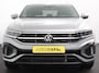 Volkswagen T-Roc 1.5 TSI Automaat R-Line Edition Digitale Cockpit Navigatie Appel Carplay/Android Auto Climate Control Extra getint Glas Stoelverwarming Dab Led Adaptive Cruise Control