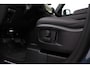 Land Rover Defender 110 P300e X-Dynamic HSE | HERITAGE Edition | Black Pack | ClearSight | Koelbox | Trekhaak | 360° Camera