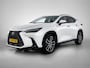 Lexus NX 450h+ AWD Executive Line | Premium uitgevoerd | Elektrisch glazen schuif-/kanteldak | Dealeronderhouden |