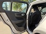 Volvo C40 Recharge Ultimate 69 kWh SOH 95% | MEM. SEAT | HARMAN KARDON | PANO | ELEK. STOEL | STOEL + STUURVERWARMING | 360 CAMERA | RIJKLAAR + 12 MND BOVAG GARANTIE |
