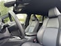 Toyota RAV4 2.5 Hybrid AWD Bi-Tone | Trekhaak 1650KG | Camera | Stoel en Stuurverwarming |