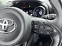 Toyota Yaris 1.5 Hybrid TeamNL | Apple Carplay/Android Auto | Lichtmetalen Velgen | Parkeercamera | Metaallak |