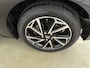 Toyota Yaris 1.5 Hybrid TeamNL | Apple Carplay/Android Auto | Lichtmetalen Velgen | Parkeercamera | Metaallak |