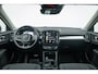 Volvo XC40 1.5 T5 Rech InscrExp Camera | Pdc | Carplay | elektrische kofferbak | Cruise control | Lane assist | Dab |