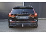 Volvo V60 T8 Plug-in hybrid AWD Plus Dark | Panoramadak | Trekhaak | Premium audio by Harman Kardon | Head-up display | 360 graden camera | Verwarmbare voorstoelen en stuurwiel |