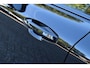 Volvo V60 T8 Plug-in hybrid AWD Plus Dark | Panoramadak | Trekhaak | Premium audio by Harman Kardon | Head-up display | 360 graden camera | Verwarmbare voorstoelen en stuurwiel |