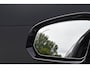 Volvo V60 T8 Plug-in hybrid AWD Plus Dark | Trekhaak | Panoramadak | Verwarmbare voorstoelen, achterbank en stuurwiel | 360 graden camera | Head-up display | Premium audio by Harman Kardon | Adaptieve cruise control | Keyless
