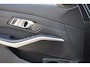 BMW 3-Serie Touring 320i High Executive M-pakket Pano M sport 19"vlg