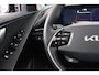 Kia Niro EV DynamicPlusLine 64.8 kWh | SOH 100% | 1e Eigenaar! | Dealer Onderhouden! | Trekhaak | Open Dak | Leder | Camera | Stoel/Stuurverwarming | Cruise Adaptive | LED | Navi | Clima
