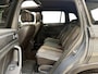 Volkswagen Tiguan 1.4 TSI eHybrid R-Line Business+ I Trekhaak I Panoramadak I Stoel- en Stuurverwarming I Adaptive Cruise I Camera I Elek. Achterklep I