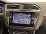 Volkswagen Tiguan 1.4 TSI eHybrid R-Line Business+ I Trekhaak I Panoramadak I Stoel- en Stuurverwarming I Adaptive Cruise I Camera I Elek. Achterklep I