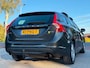 Volvo V60 1.6 T3 Momentum AIRCO CRUISE NAVI PDC TREKHAAK