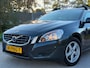 Volvo V60 1.6 T3 Momentum AIRCO CRUISE NAVI PDC TREKHAAK