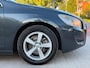 Volvo V60 1.6 T3 Momentum AIRCO CRUISE NAVI PDC TREKHAAK