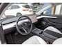 Tesla Model 3 Long Range AWD 75 kWh | Panoramadak | Voorstoelen verwarmd | Dodehoek detectie | Keyless | Cruise control adaptief met Stop&Go en stuurhulp | Dodehoek detectie | Keyless start