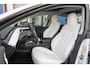Tesla Model 3 Long Range AWD 75 kWh | Panoramadak | Voorstoelen verwarmd | Dodehoek detectie | Keyless | Cruise control adaptief met Stop&Go en stuurhulp | Dodehoek detectie | Keyless start
