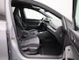 Volkswagen Golf 1.4 eHybrid GTE | Apple Carplay / Android Auto | Sportstoelen | Privacy Glass | Lichtmetalen Velgen |