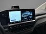 Volkswagen e-Transporter 218pk L2 Bulli | 19"| LED-Matrix | Side-steps | 360gr Camera | Comfort-tussenwand | Elec. wegklapbare trekhaak > DEMO VOORDEEL; beschikbaar per 04-11-2026 <