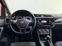 Volkswagen Touran 1.2 TSI Comfortline Business 7p | 7-Persoons | ErgoActive | Massage | ACC | Camera | Navi | CarPlay