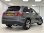 Mercedes-Benz GLC 300e 4MATIC Luxury | Luchtvering | Trekhaak | Panoramadak | Distronic |