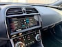 Jaguar XE 2.0 P250 R-Dynamic SE Black pack