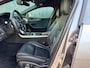 Jaguar XE 2.0 P250 R-Dynamic SE Black pack