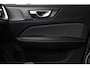 Volvo S60 B4 (M-HYBRID) R-DESIGN -PANO.DAK|HARMAN/KARDON|POWER-SEATS|SPORTSTOELEN|STANDKACHEL|CAMERA|EXT.STYLING|PRIVACY.GLAS|BLACK.BADGE|POLESTAR-UITLAAT|TREKHAAK|19"WINTERBANDEN