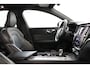 Volvo S60 B4 (M-HYBRID) R-DESIGN -PANO.DAK|HARMAN/KARDON|POWER-SEATS|SPORTSTOELEN|STANDKACHEL|CAMERA|EXT.STYLING|PRIVACY.GLAS|BLACK.BADGE|POLESTAR-UITLAAT|TREKHAAK|19"WINTERBANDEN