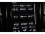 Volvo S60 B4 (M-HYBRID) R-DESIGN -PANO.DAK|HARMAN/KARDON|POWER-SEATS|SPORTSTOELEN|STANDKACHEL|CAMERA|EXT.STYLING|PRIVACY.GLAS|BLACK.BADGE|POLESTAR-UITLAAT|TREKHAAK|19"WINTERBANDEN
