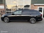 Volkswagen Golf Variant 1.5 TSI Life Business|Trekhaak|Parkeersensoren|Sfeerverlichting|Sportstoelen.