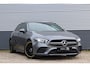 Mercedes-Benz A-klasse 220 AMG | Memory Seat | Sfeerverlichting | Camera | Lane assist | Multibeam |