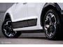 Kia Niro EV Light 64.8 kWh | SOH 96,5 | Camera | Stoel + stuurwarming | LED | Ambiance light | Halfleder | Adaptive | Rijklaarprijs incl garantie |