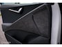 Kia Niro EV Light 64.8 kWh | SOH 96,5 | Camera | Stoel + stuurwarming | LED | Ambiance light | Halfleder | Adaptive | Rijklaarprijs incl garantie |