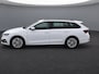 Skoda Octavia Combi 1.5e-TSI 150PK DSG Business Edition Plus · Apple/Android Car Play · Stoelverwarming · Navigatie · Keyless · Camera + Parkeersensoren