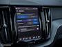 Volvo XC60 2.0 B5 R-Design Dark 360°, Luchtvering, 22 Inch, Pano, BTW
