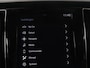 Volvo V60 2.0 T8 Twin Engine AWD R-Design | Apple Carplay | LED | Navigatie |
