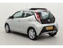 Toyota Aygo 1.0 VVT-i x-wave | Elektrisch vouwdak | Fietsensteun | Navigatie | Keyless | Cruise Control | Clima | Camera | 15 inch | Bluetooth