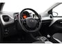 Toyota Aygo 1.0 VVT-i x-sport | Navigatie | Cruise Control | Airco | Camera | 15 inch | Rijstrooksensor | Bluetooth | Dakspoiler