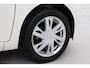 Toyota Aygo 1.0 VVT-i x-sport | Navigatie | Cruise Control | Airco | Camera | 15 inch | Rijstrooksensor | Bluetooth | Dakspoiler