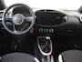 Toyota Aygo X 1.0 VVT-i MT Pulse | Camera | Carplay | Stoelverwarming | 17 INCH MET ALL SEASON BANDEN!!