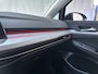 Volkswagen Golf 1.0 eTSI DSG Life Sfeerverlichting Camera Navigatie App-Connect