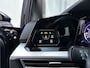 Volkswagen Golf 1.0 eTSI DSG Life Sfeerverlichting Camera Navigatie App-Connect