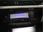 Audi E-tron 55 quattro edition 95 kWh [SCHUIFKANTELDAK, APPLE CARPLAY, ANDROID AUTO, STOELVERWARMING, ACHTERUITRIJCAMERA, ELEK. ACHTERKLEP, PDC V+A, CRUISE, CLIMATE, NAVIGATIE, NIEUWSTAAT]