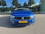Volkswagen T-Roc 1.5 TSI 150pk DSG R-line Sport | Trekhaak | Camera | Keyless | Elek. Achterklep | Virtual cockpit | Rijklaar incl. garantie