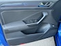 Volkswagen T-Roc 1.5 TSI 150pk DSG R-line Sport | Trekhaak | Camera | Keyless | Elek. Achterklep | Virtual cockpit | Rijklaar incl. garantie