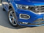 Volkswagen T-Roc 1.5 TSI 150pk DSG R-line Sport | Trekhaak | Camera | Keyless | Elek. Achterklep | Virtual cockpit | Rijklaar incl. garantie