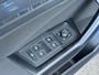 Volkswagen T-Roc 1.5 TSI 150pk DSG R-line Sport | Trekhaak | Camera | Keyless | Elek. Achterklep | Virtual cockpit | Rijklaar incl. garantie