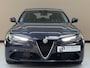 Alfa Romeo Giulia 2.0T Super, 280Pk, 2017, 2de eigenaar, Squadra tuning, Volledig leder, Origineel Nederlands, Climate control, Parkeersensoren, Xenon koplampen,