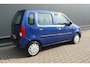 Opel Agila 1.2-16V Essentia